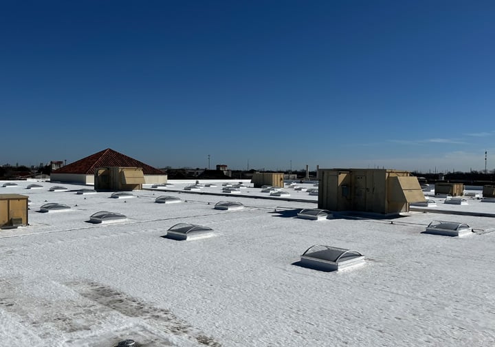 New cool roof for reduced energy consumption